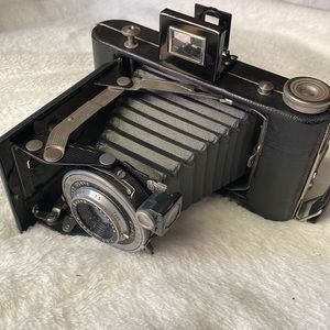 3/$100 Kodak Pocket - Vintage Kodak camera